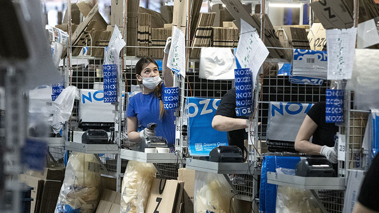 Η Ρωσία κατέγραψε 8.817 νέα κρούσματα και 357 θανάτους λόγω Covid-19